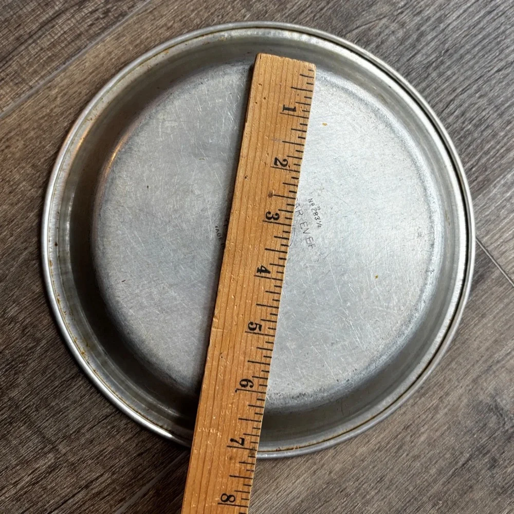 Vintage Wear-Ever Aluminum Pie Pans Set of 2 No 283 1/2 Silver 9 In. Made in USA
